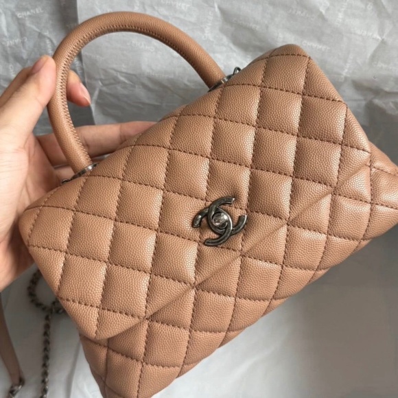 Chanel Coco - Picture 1 of 1